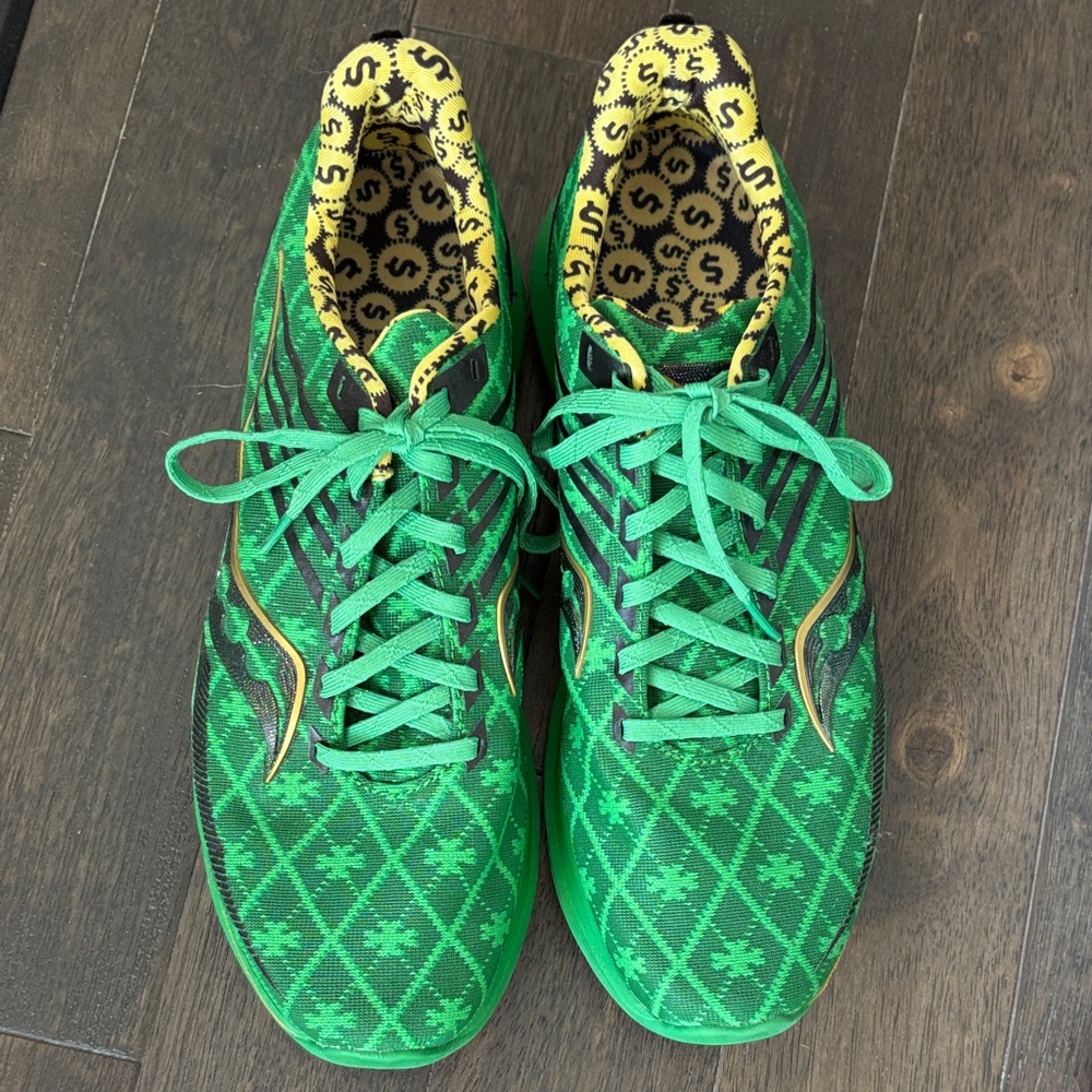 Saucony Green and Black Patterned Sneakers